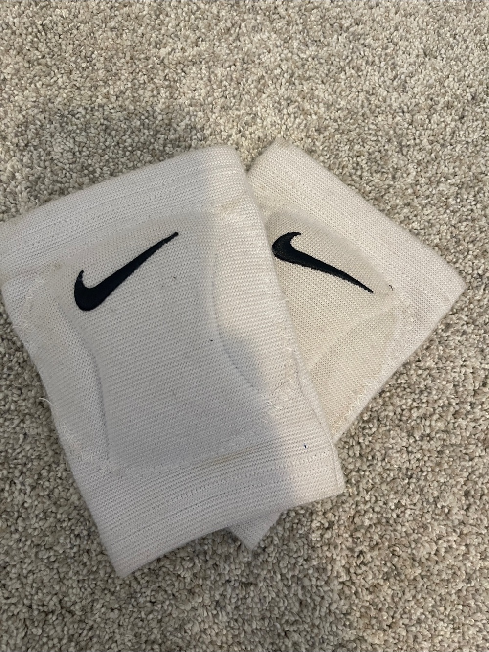 Nike volleyball kneepads with Black Swoosh
